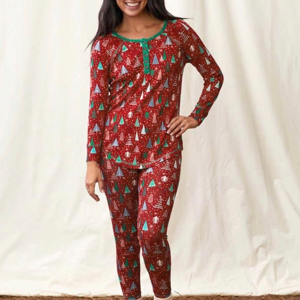 Carolle Womens Tight-Fit Holiday Trees PJs- Size M